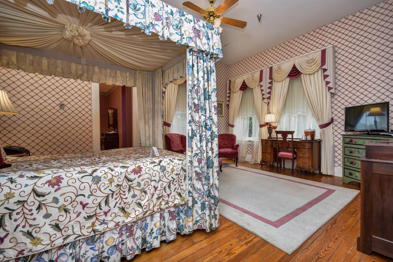 Bed and Breakfast The Mansion At Elfindale Springfield Habitación foto